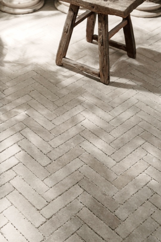 Herringbone style